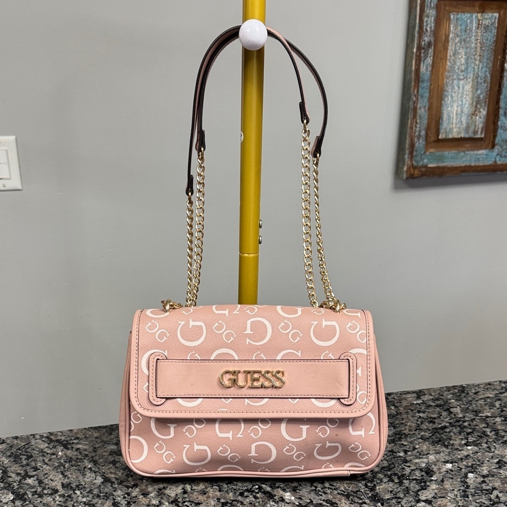 GUESS Blush Logo Chain Shoulder Bag EUC